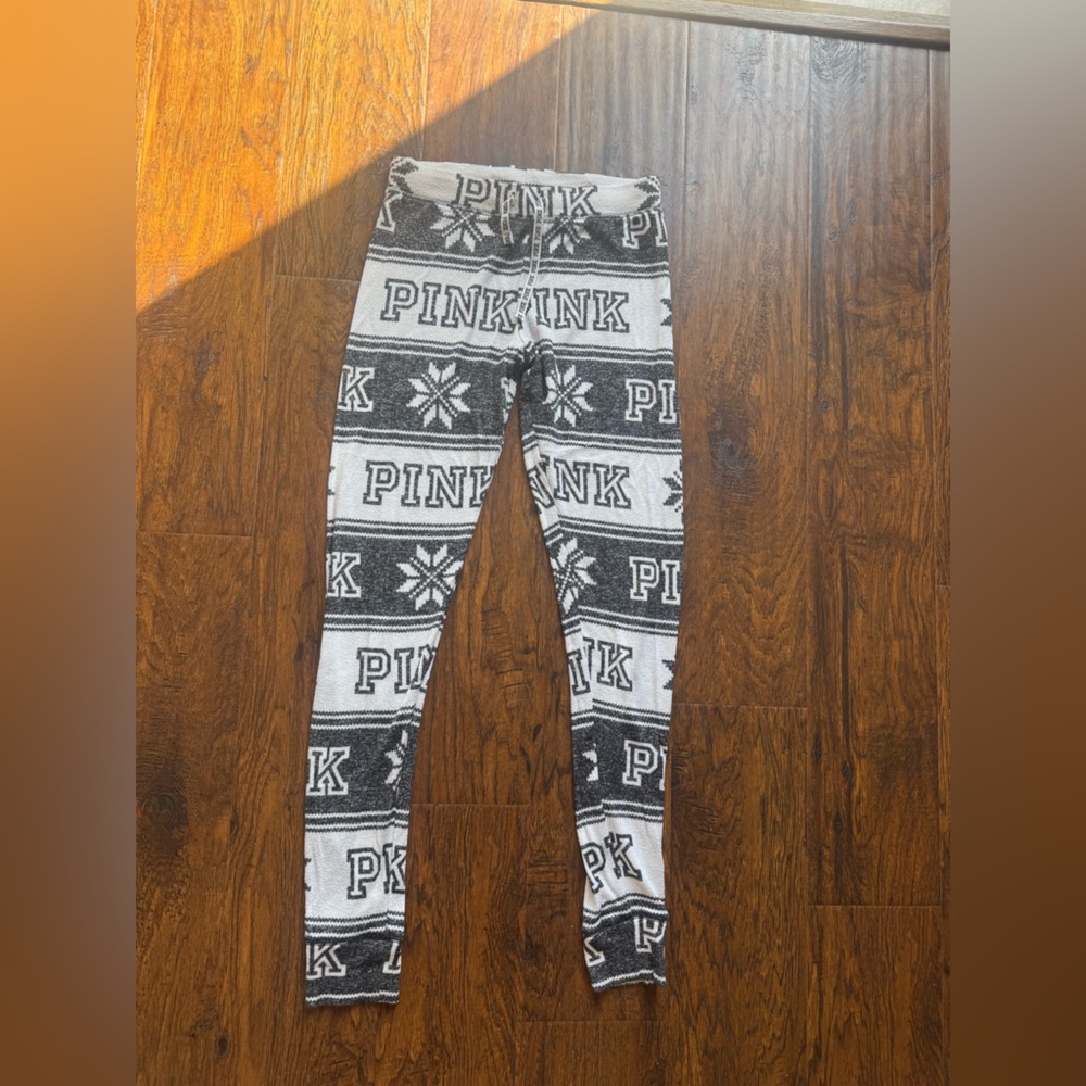 PINK Victoria's Secret Kids Leggings - Black and White Pattern